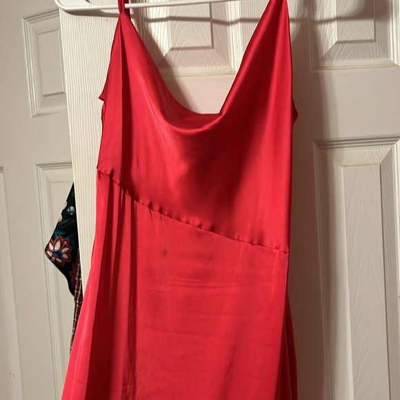 Barbie Pink Midi Dress 💕🎀 - Picture 2 of 7